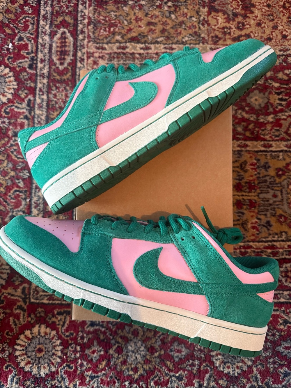 Nike Dunk Low Retro SE Medium Soft Pink Malachite